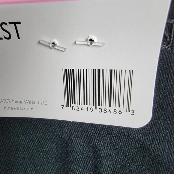 Nine West Heidi Pull-On Crop Jeans Pants Black Women's Size 6 - Picture 8 of 8